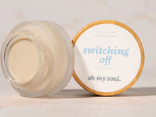 Afbeelding in Gallery-weergave laden, Switching off | Face Cleaning Balm
